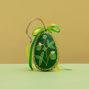 Сувенір "Мала писанка зелена з ягодами "