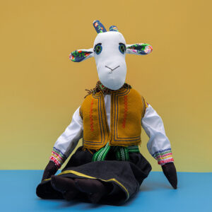 Коза в лемківському строї