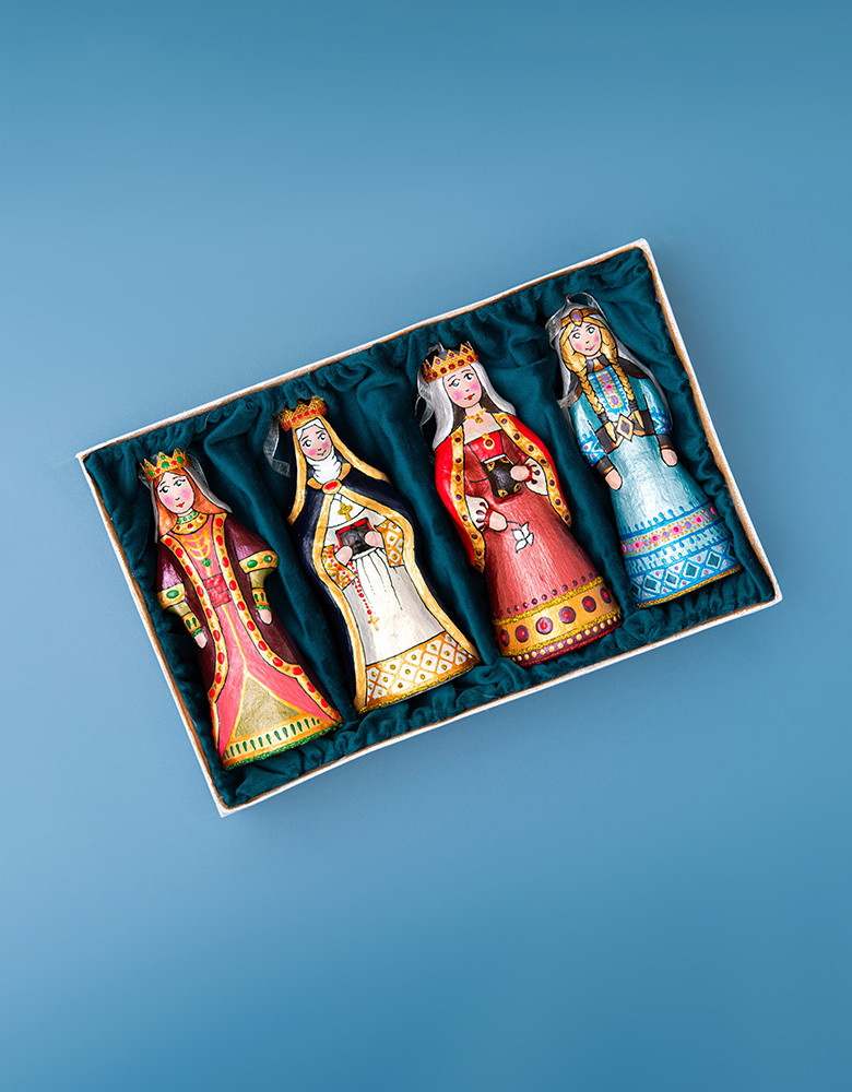 Набір скульптур "Доньки Ярослава Мудрого" в коробці ручної роботи - Зображення 2