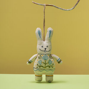 Сувенір ванільний ароматизований   "Зайчик з синіми квітами "