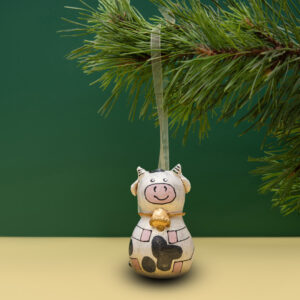 Ялинкова прикраса " Телятко " (скульптура)