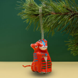 Ялинкова прикраса " Тигриця з тигринятком руді " (скульптура)