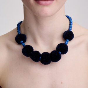 Намисто з кутасами синє