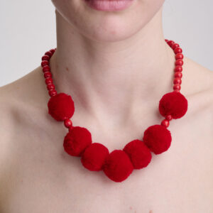 Намисто з кутасами червоне