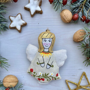 Сувенір ванільний ароматизований  "Янгол з ягідками"