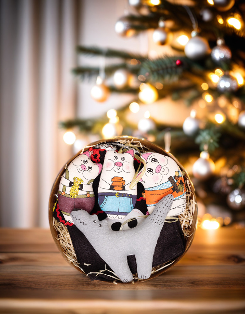 Казка в коробці ручної роботи "Три поросятка"