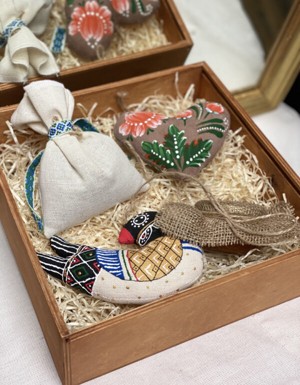 Набір "Ластівочка з серденьком"