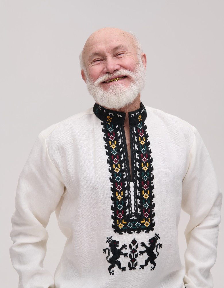 Вишиванка чоловіча лляна з ручною вишивкою Levy - Зображення 3