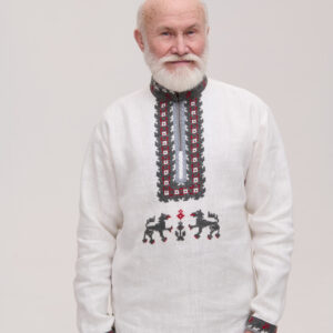 Вишиванка чоловіча лляна з ручною вишивкою Vovky