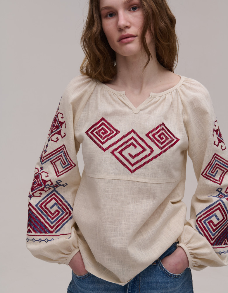 Жіноча вишиванка бежева лляна Infinity