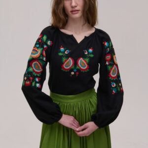 Жіноча вишиванка чорна лляна Bolekhivska
